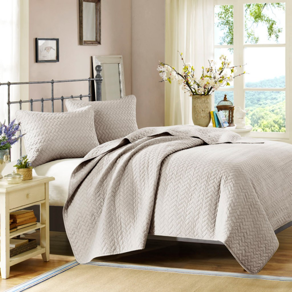 Velvet Touch Coverlet Set- Multiple Colors For Sale - Image 2
