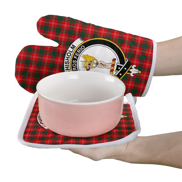 Chisholm Modern Tartan Crest Oven Mitt And Pot Holder (2 Oven Mitts + 1 Pot Holder) For Sale - Image 2